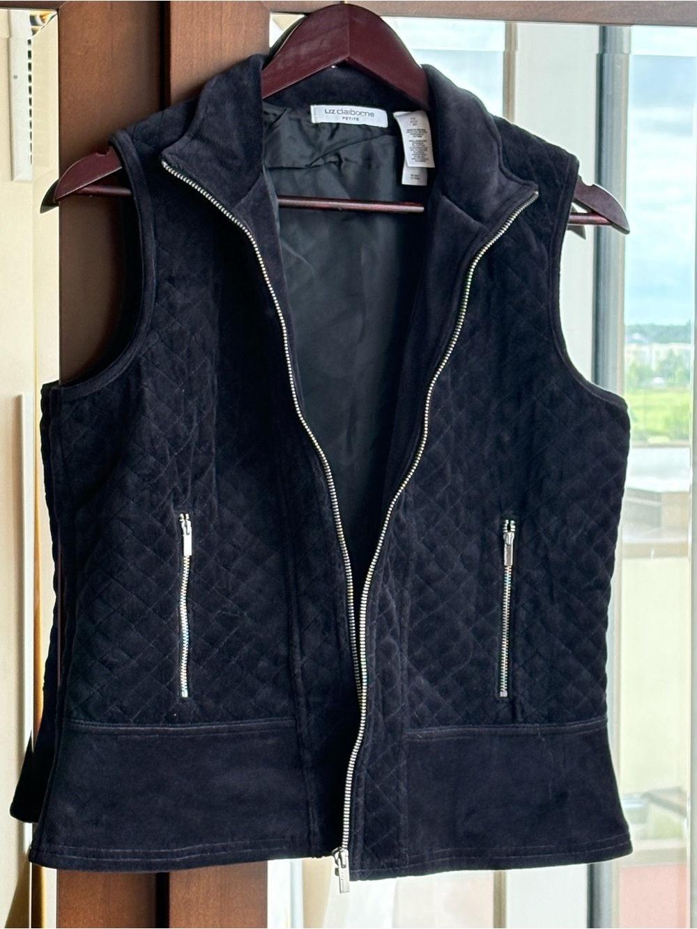 Liz Claiborne Black Quilted Suede Zip Vest